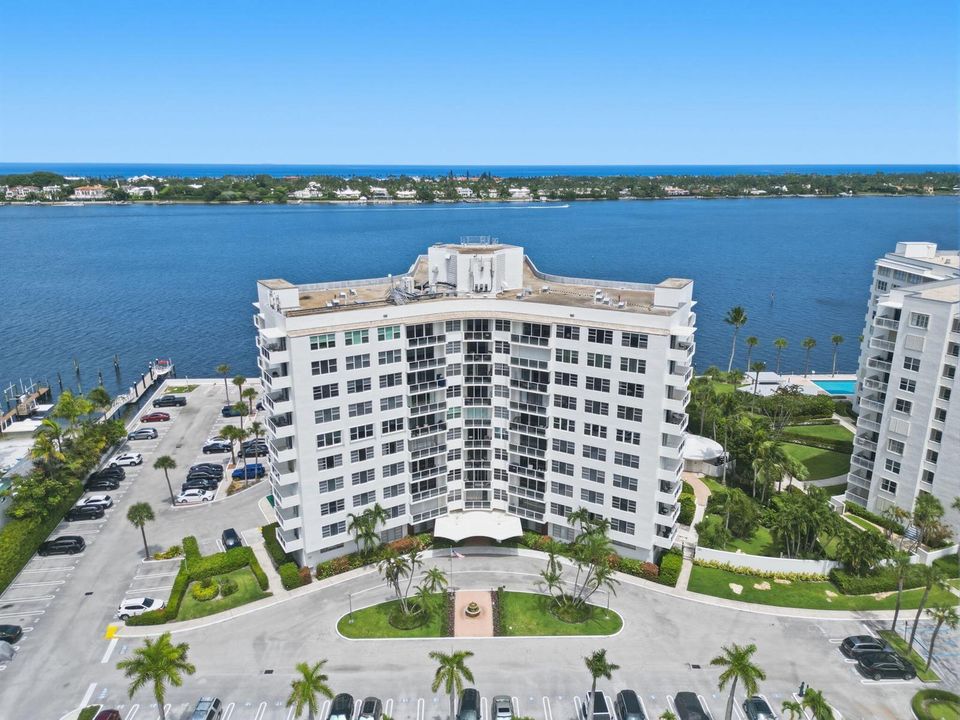 44-web-or-mls-2800_N_Flagler_Dr_Unit_410