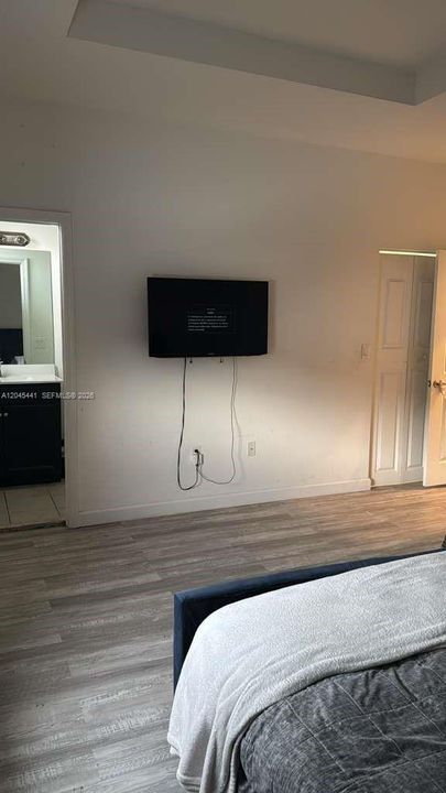 For Sale: $374,900 (3 beds, 2 baths, 1488 Square Feet)