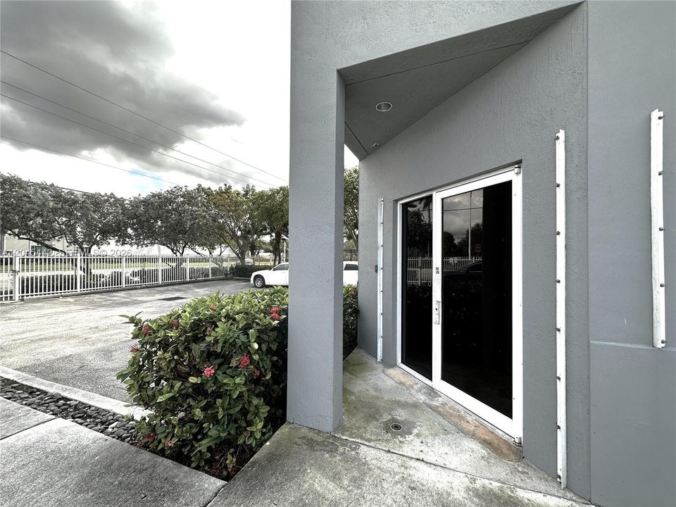 For Rent: $3,500 (0 beds, 0 baths, 0 Square Feet)