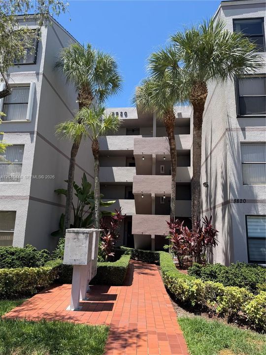 En Venta: $389,900 (3 camas, 2 baños, 1152 Pies cuadrados)