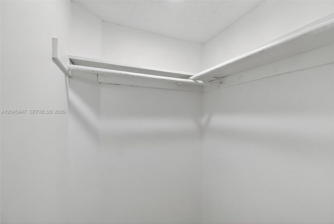 В аренду: $2,450 (2 спален, 2 ванн, 1315 Квадратных фут)