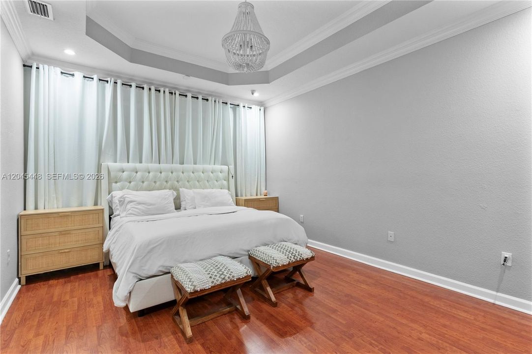 En Renta: $3,795 (3 camas, 2 baños, 1800 Pies cuadrados)