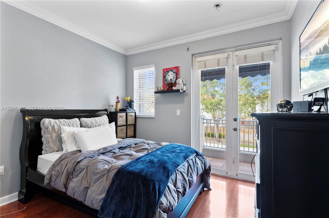 En Renta: $3,795 (3 camas, 2 baños, 1800 Pies cuadrados)