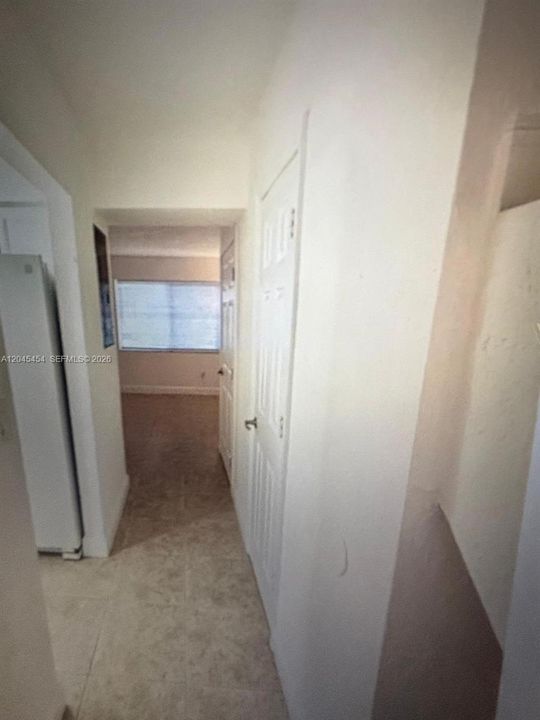For Rent: $2,800 (3 beds, 2 baths, 2010 Square Feet)