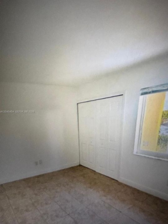 For Rent: $2,800 (3 beds, 2 baths, 2010 Square Feet)
