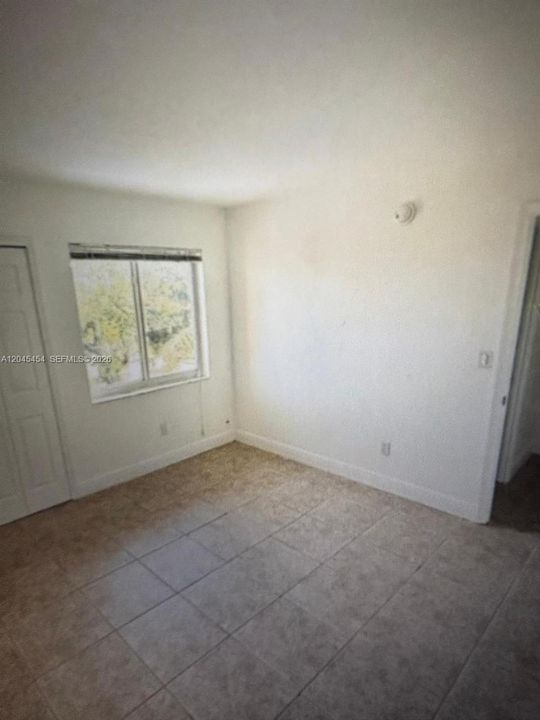 For Rent: $2,800 (3 beds, 2 baths, 2010 Square Feet)