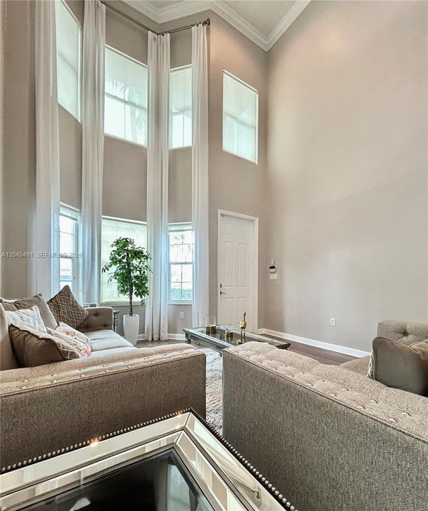For Sale: $695,000 (3 beds, 3 baths, 2388 Square Feet)
