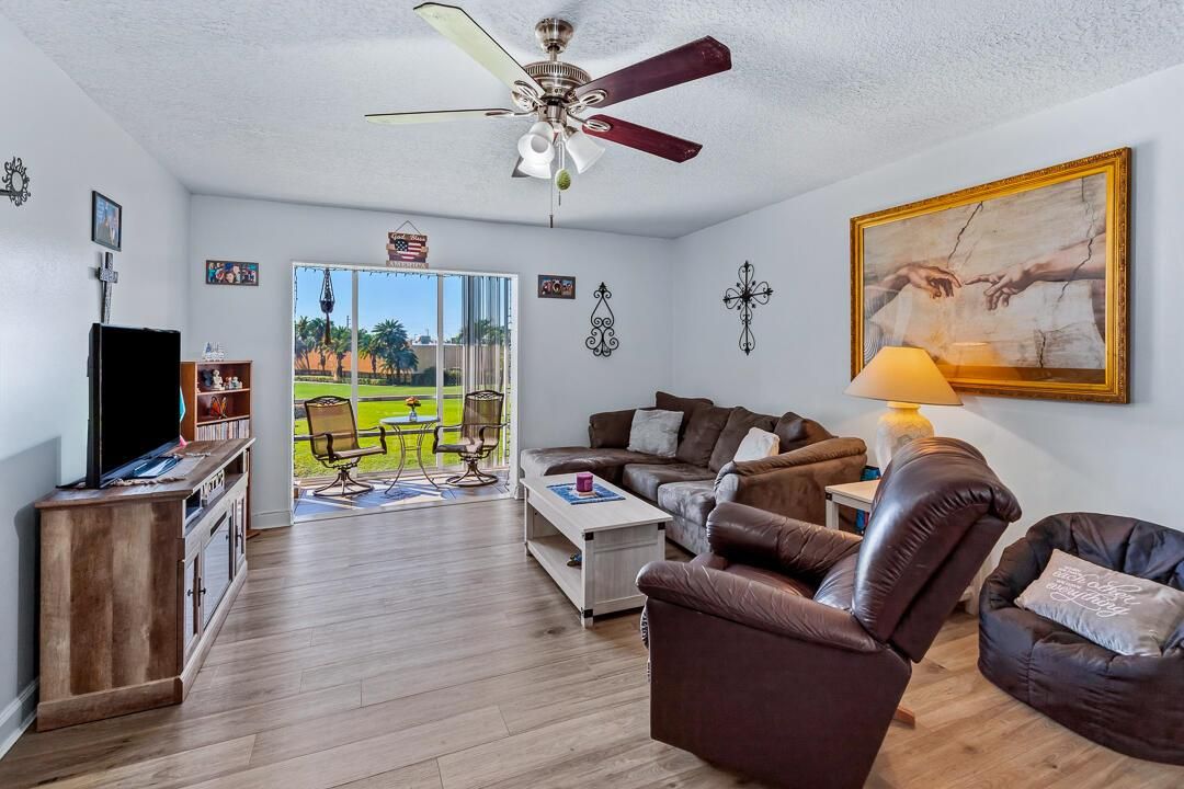1975 SW Palm City Road Unit G-15