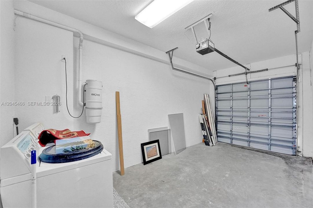 В аренду: $3,000 (3 спален, 2 ванн, 1511 Квадратных фут)