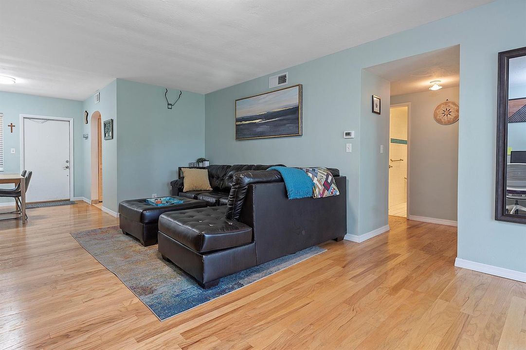 1535 SE 15th St - #206 - 025