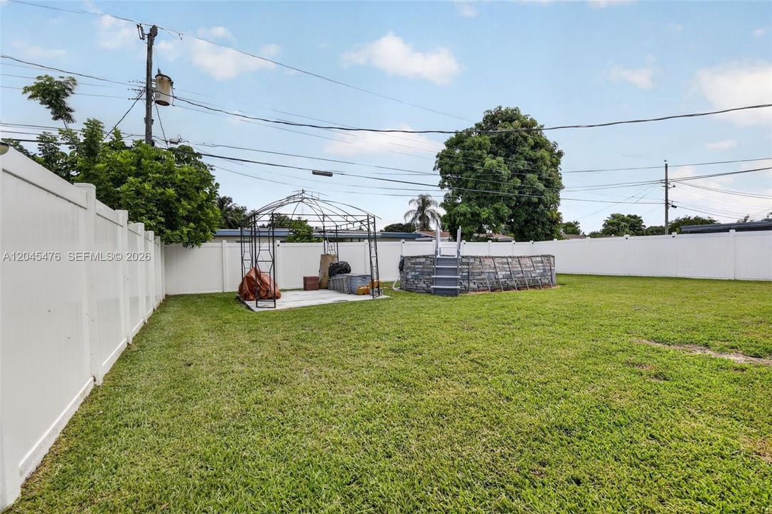 En Venta: $445,000 (3 camas, 1 baños, 1104 Pies cuadrados)
