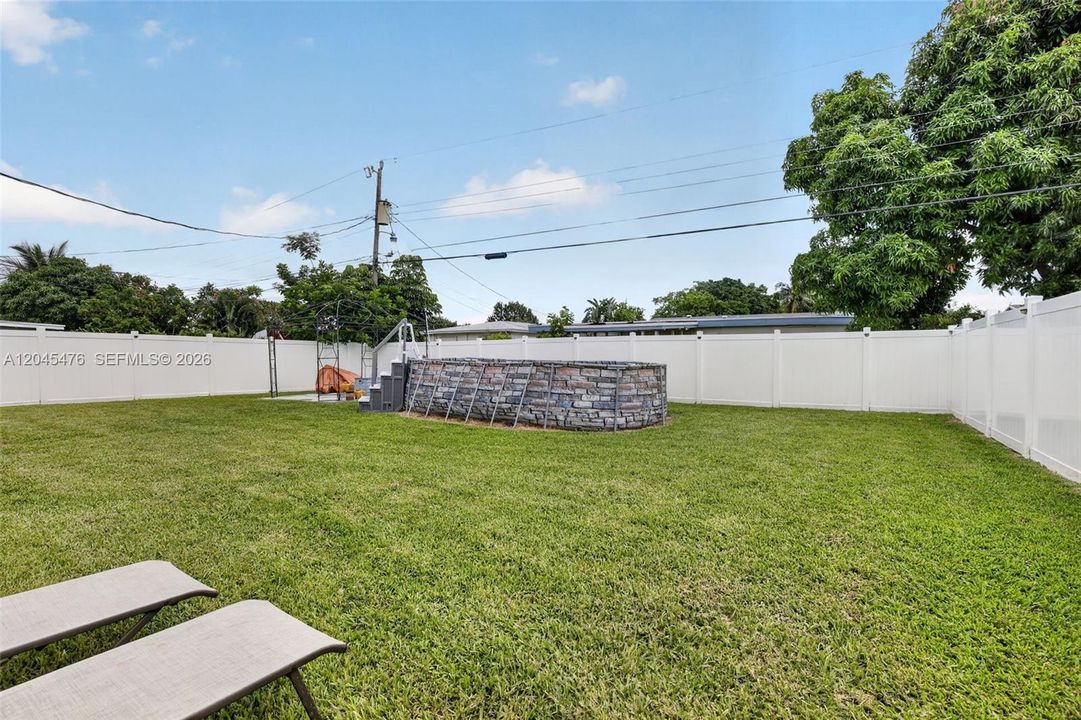 En Venta: $445,000 (3 camas, 1 baños, 1104 Pies cuadrados)