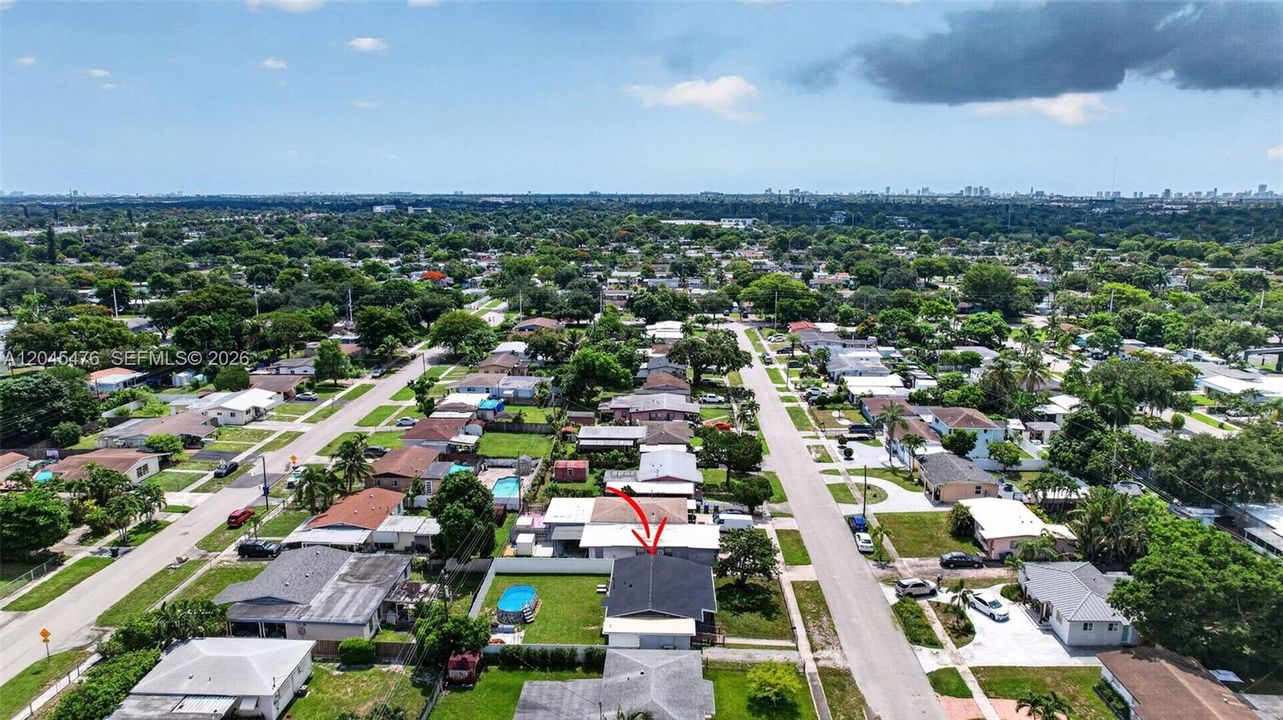 En Venta: $445,000 (3 camas, 1 baños, 1104 Pies cuadrados)