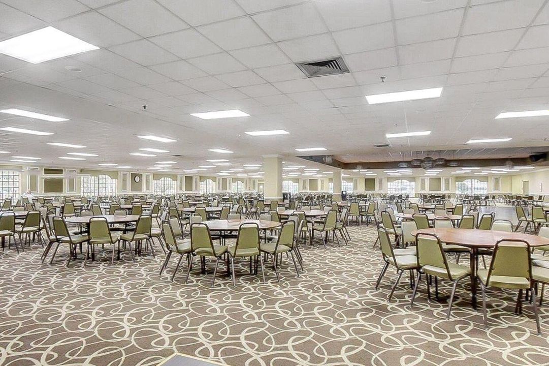 Dining in the Clubhouse