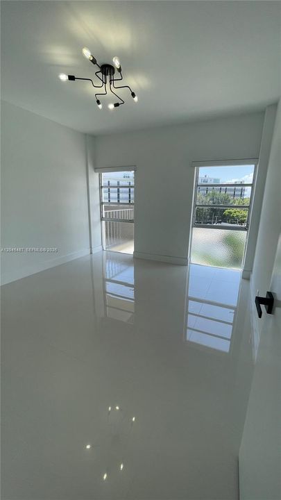 В аренду: $2,900 (2 спален, 2 ванн, 1104 Квадратных фут)