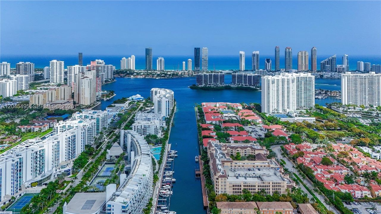 На продажу: $439,000 (3 спален, 2 ванн, 1276 Квадратных фут)