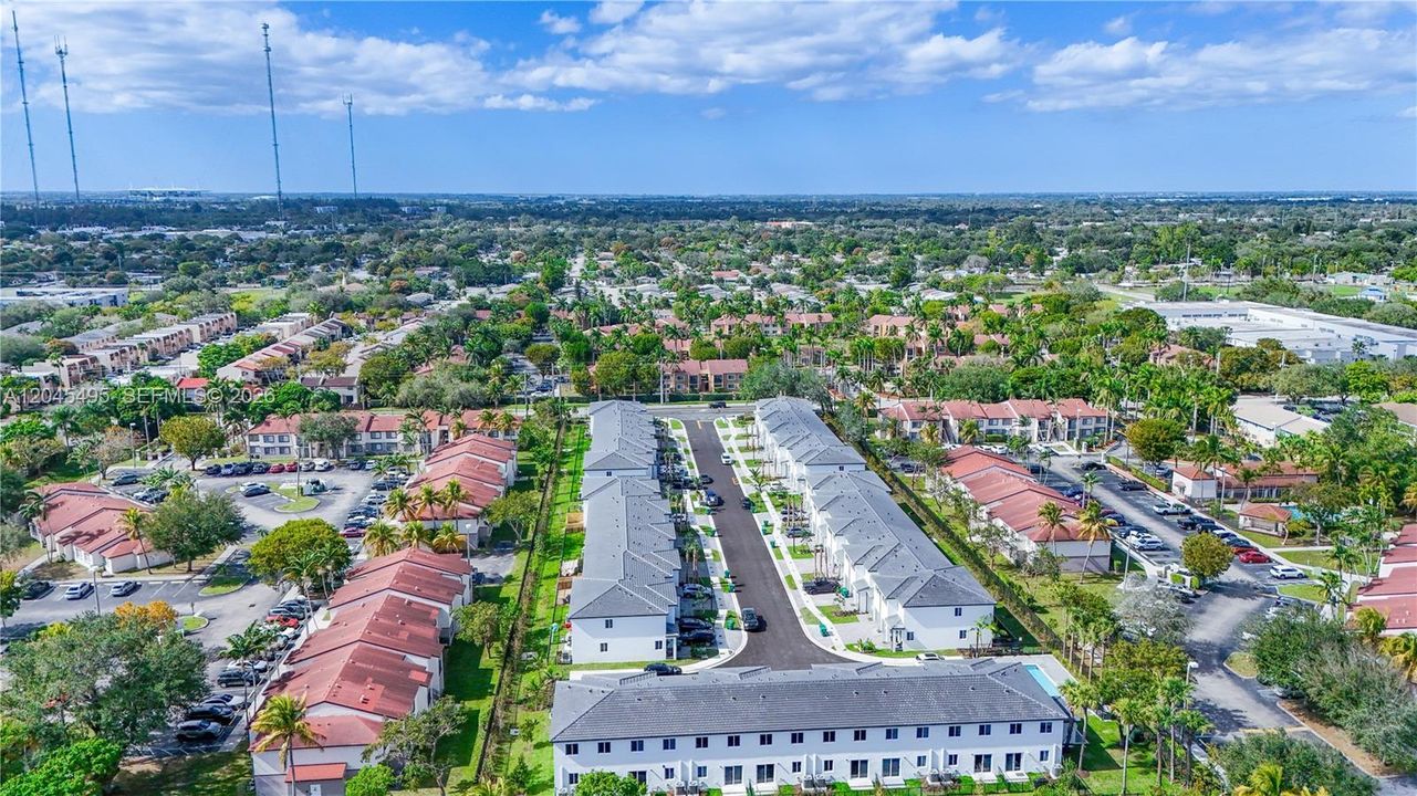 На продажу: $439,000 (3 спален, 2 ванн, 1276 Квадратных фут)