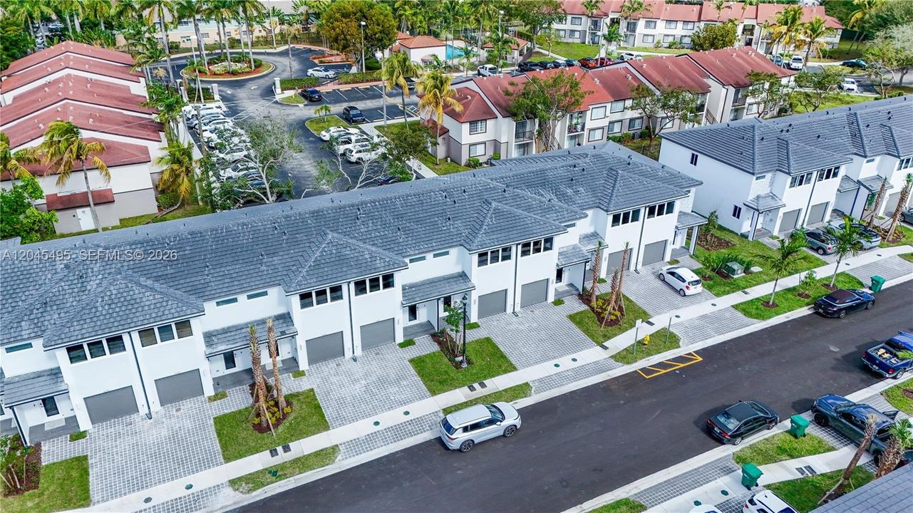 На продажу: $439,000 (3 спален, 2 ванн, 1276 Квадратных фут)