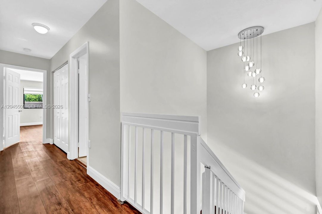 For Rent: $3,975 (4 beds, 2 baths, 1712 Square Feet)