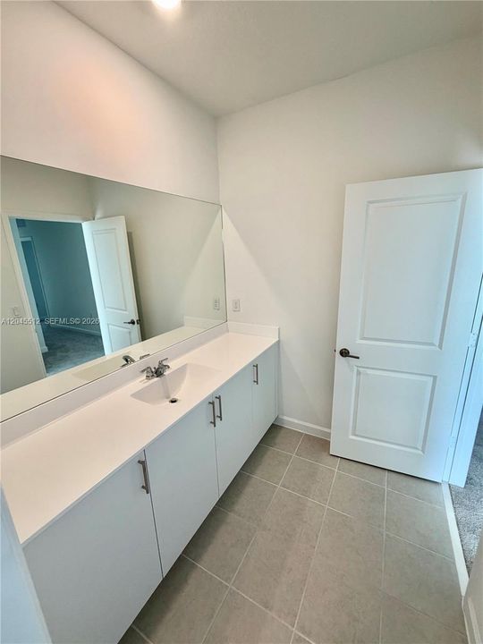 В аренду: $3,500 (4 спален, 2 ванн, 0 Квадратных фут)