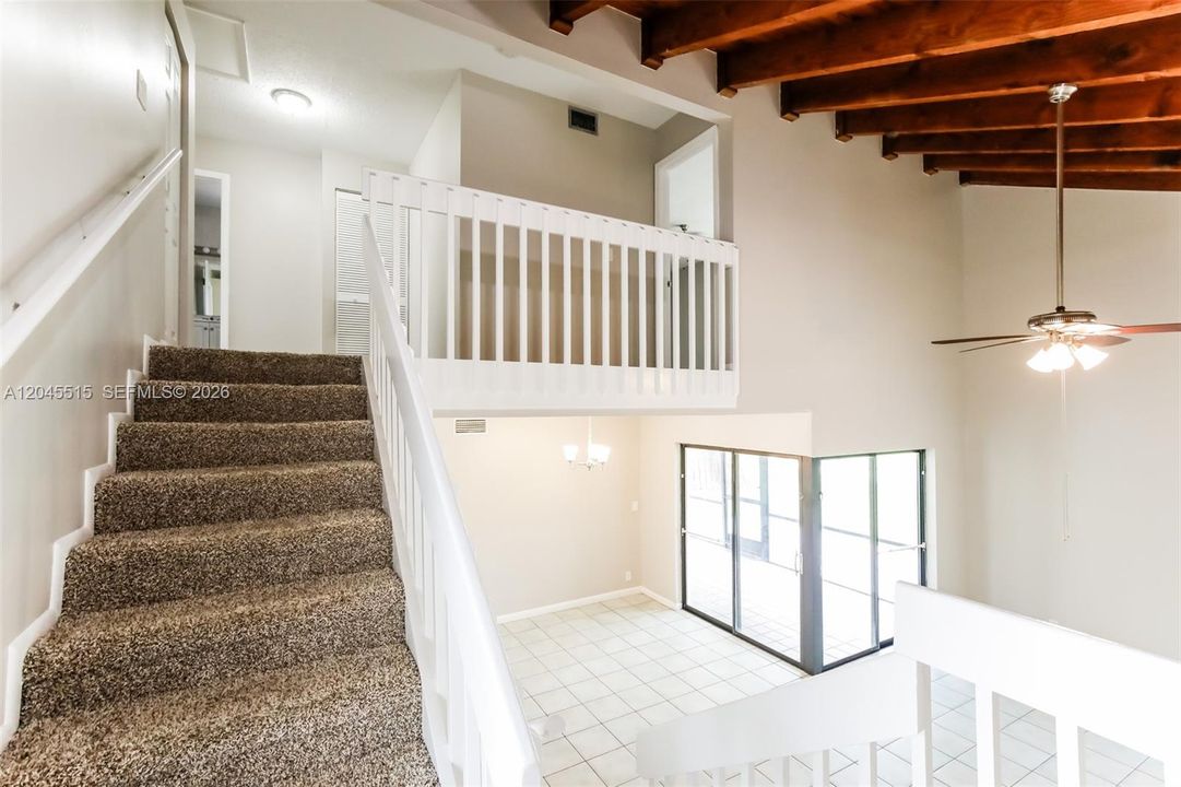 En Renta: $2,885 (3 camas, 2 baños, 1885 Pies cuadrados)