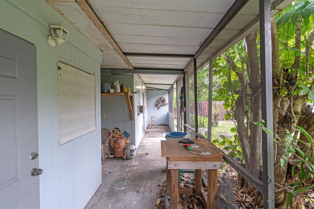 Screened Patio