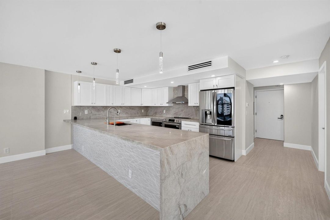 Brand new renovation throughout!