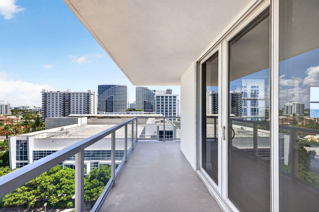 Large wraparound balcony