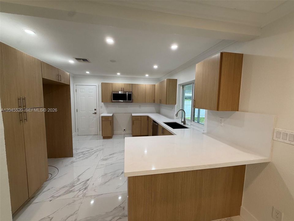 For Rent: $3,750 (3 beds, 2 baths, 1219 Square Feet)