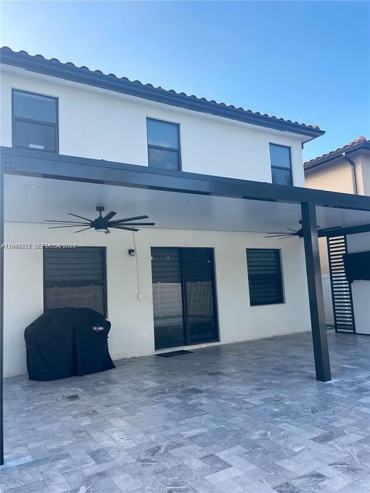 В аренду: $4,500 (4 спален, 3 ванн, 2622 Квадратных фут)
