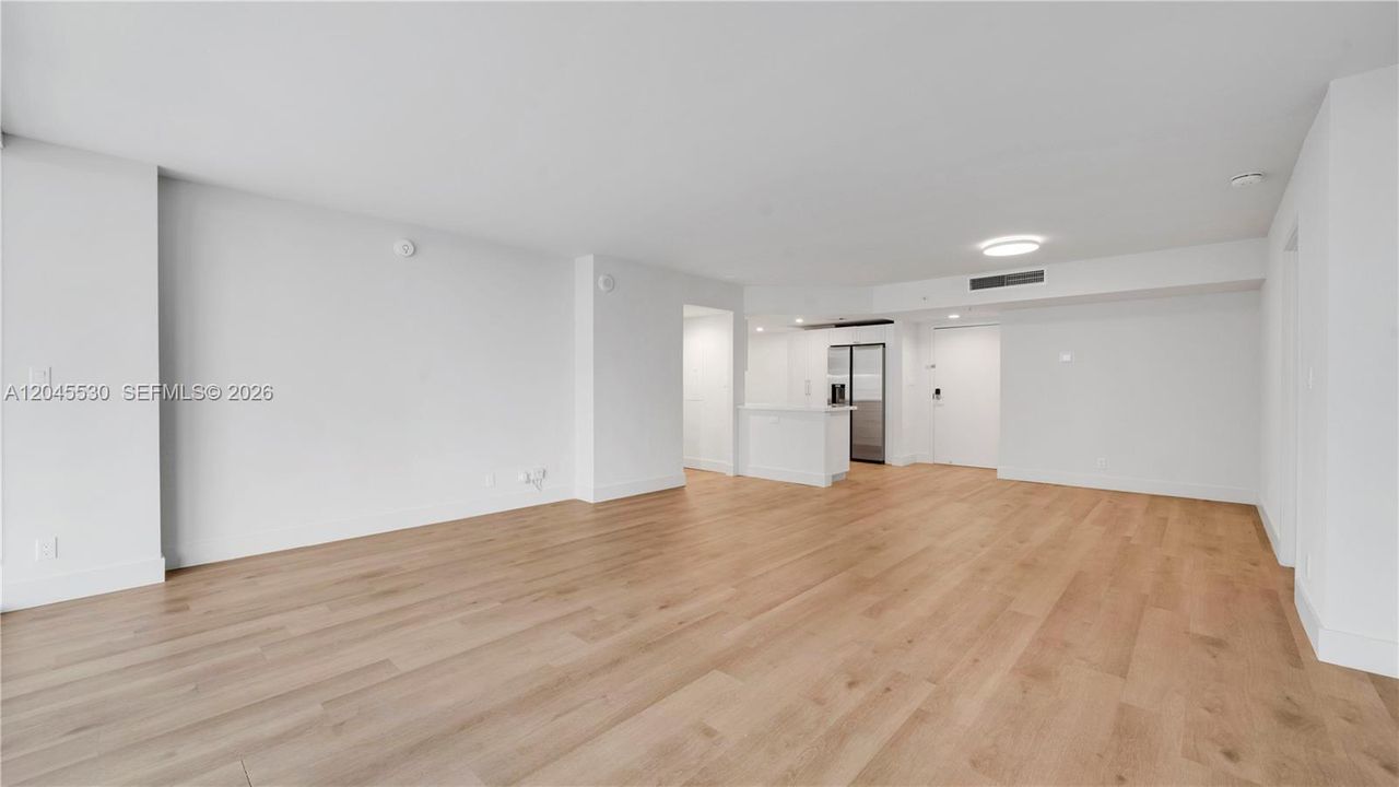 В аренду: $5,500 (2 спален, 2 ванн, 1404 Квадратных фут)