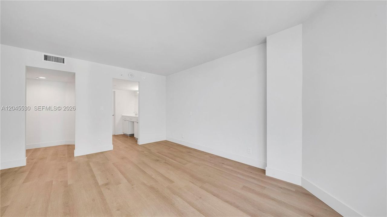 В аренду: $5,500 (2 спален, 2 ванн, 1404 Квадратных фут)
