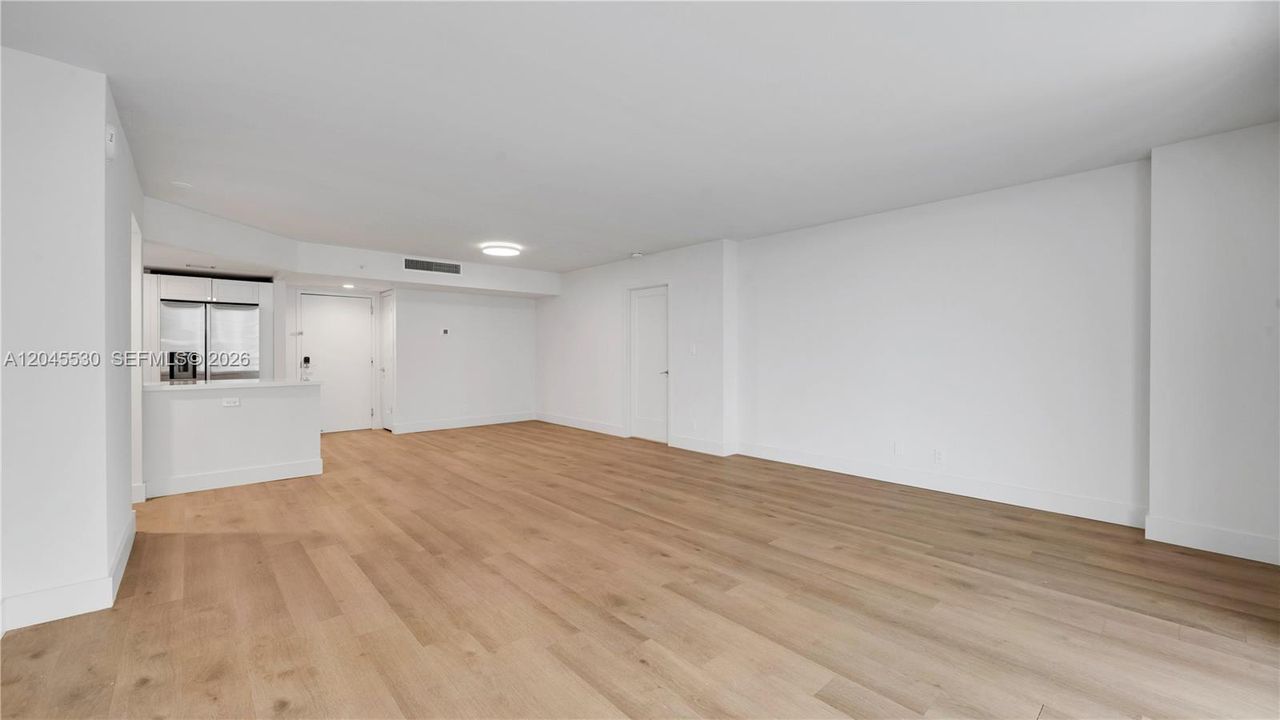 В аренду: $5,500 (2 спален, 2 ванн, 1404 Квадратных фут)