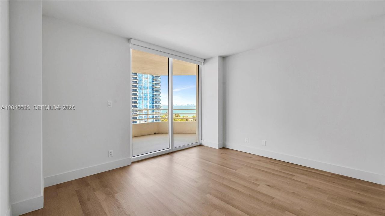 В аренду: $5,500 (2 спален, 2 ванн, 1404 Квадратных фут)
