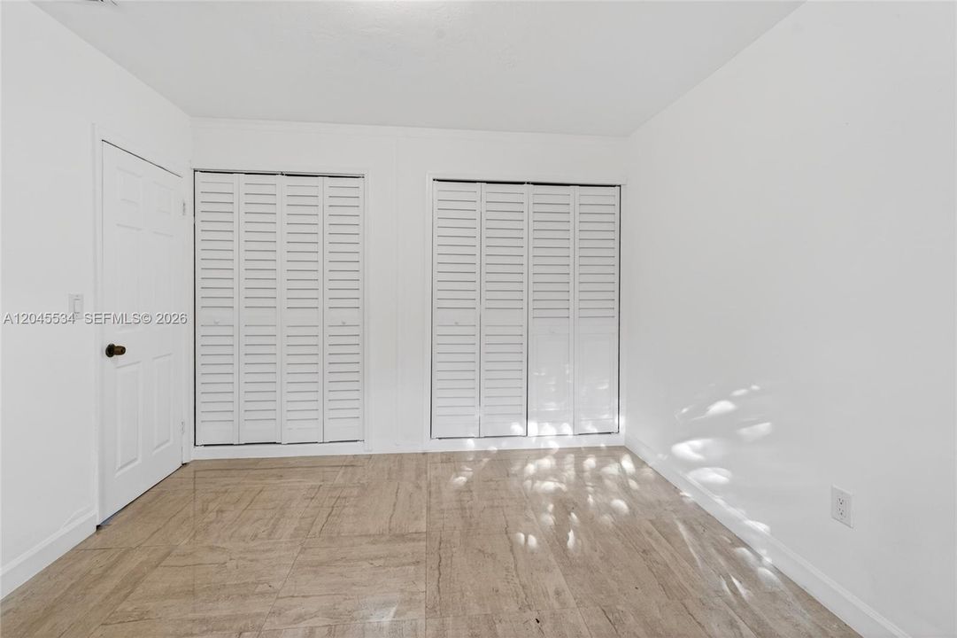For Rent: $3,000 (3 beds, 2 baths, 2176 Square Feet)