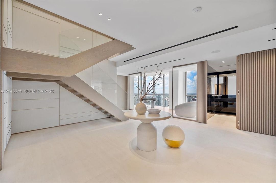 For Sale: $8,995,000 (4 beds, 4 baths, 5451 Square Feet)