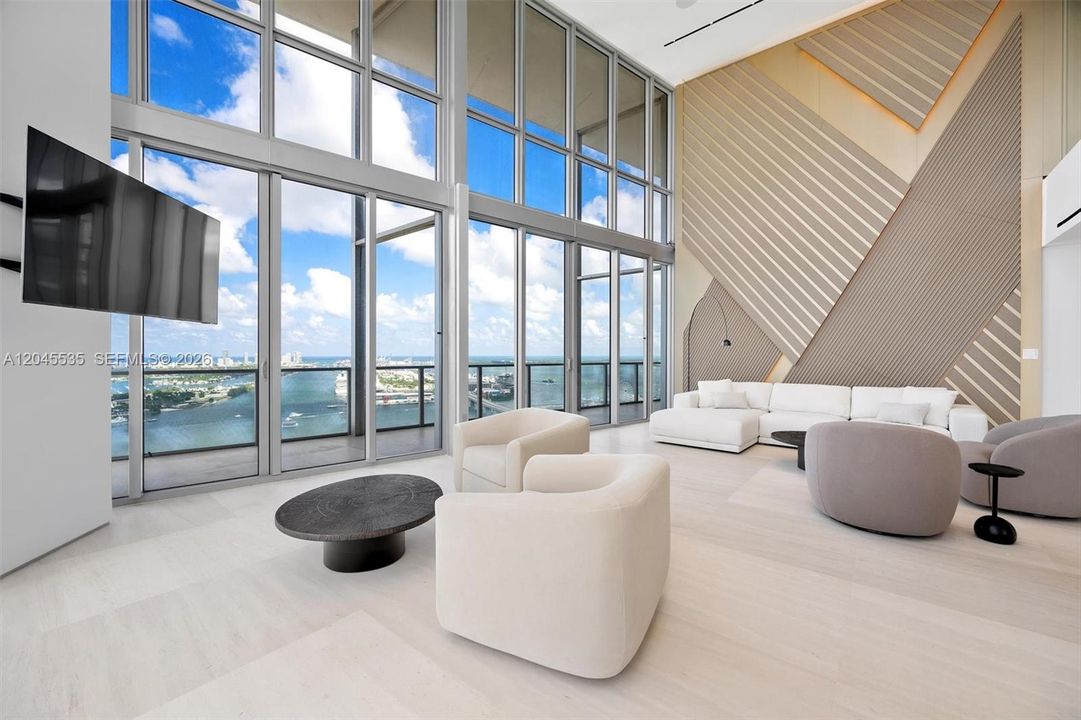 For Sale: $8,995,000 (4 beds, 4 baths, 5451 Square Feet)