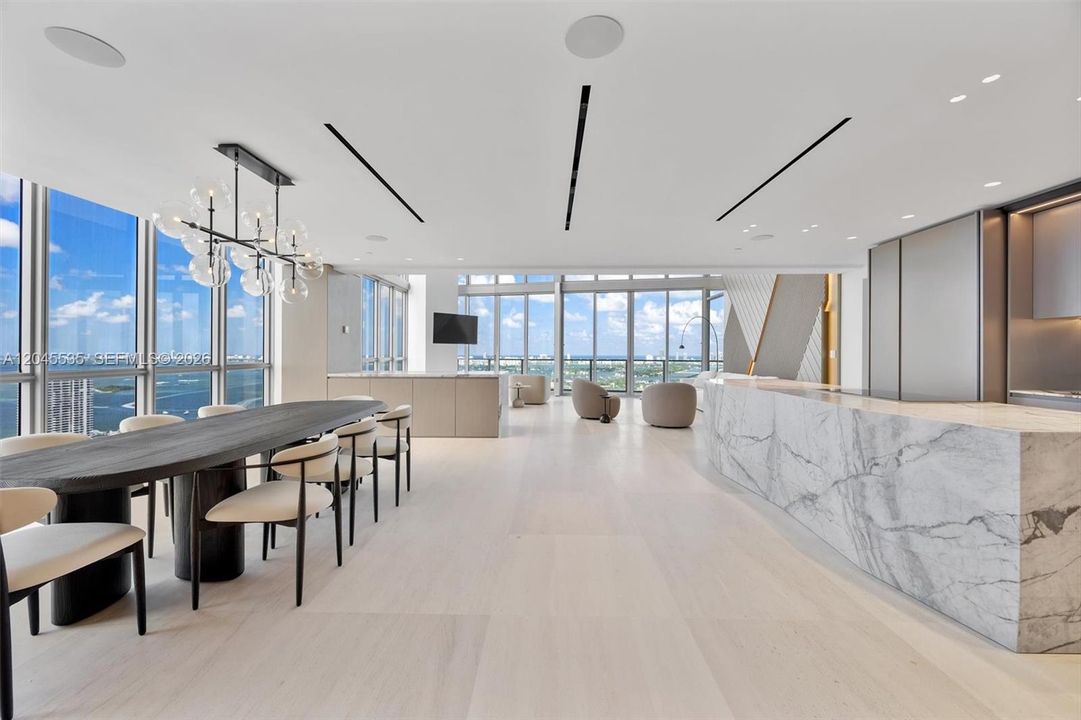 For Sale: $8,995,000 (4 beds, 4 baths, 5451 Square Feet)