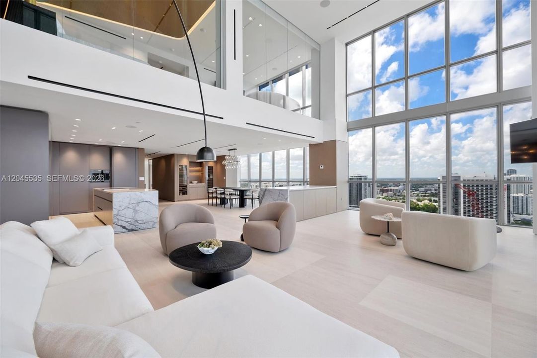 For Sale: $8,995,000 (4 beds, 4 baths, 5451 Square Feet)