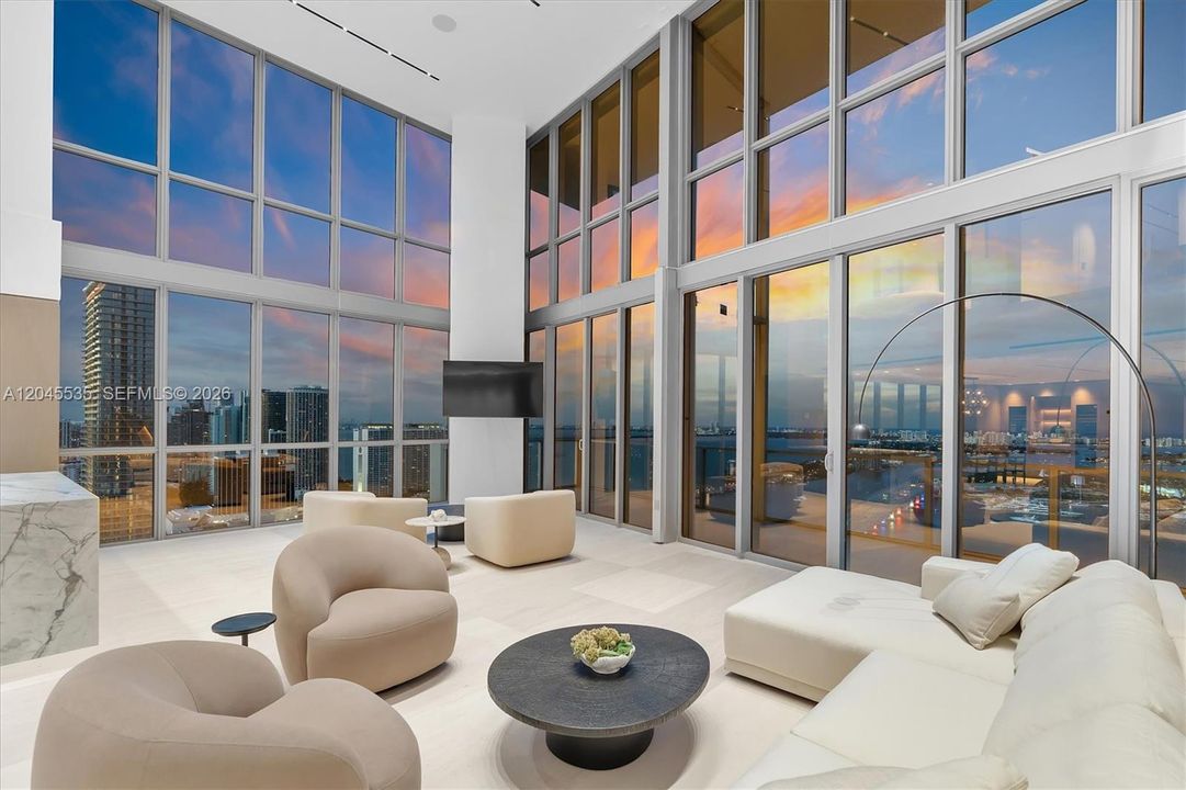For Sale: $8,995,000 (4 beds, 4 baths, 5451 Square Feet)