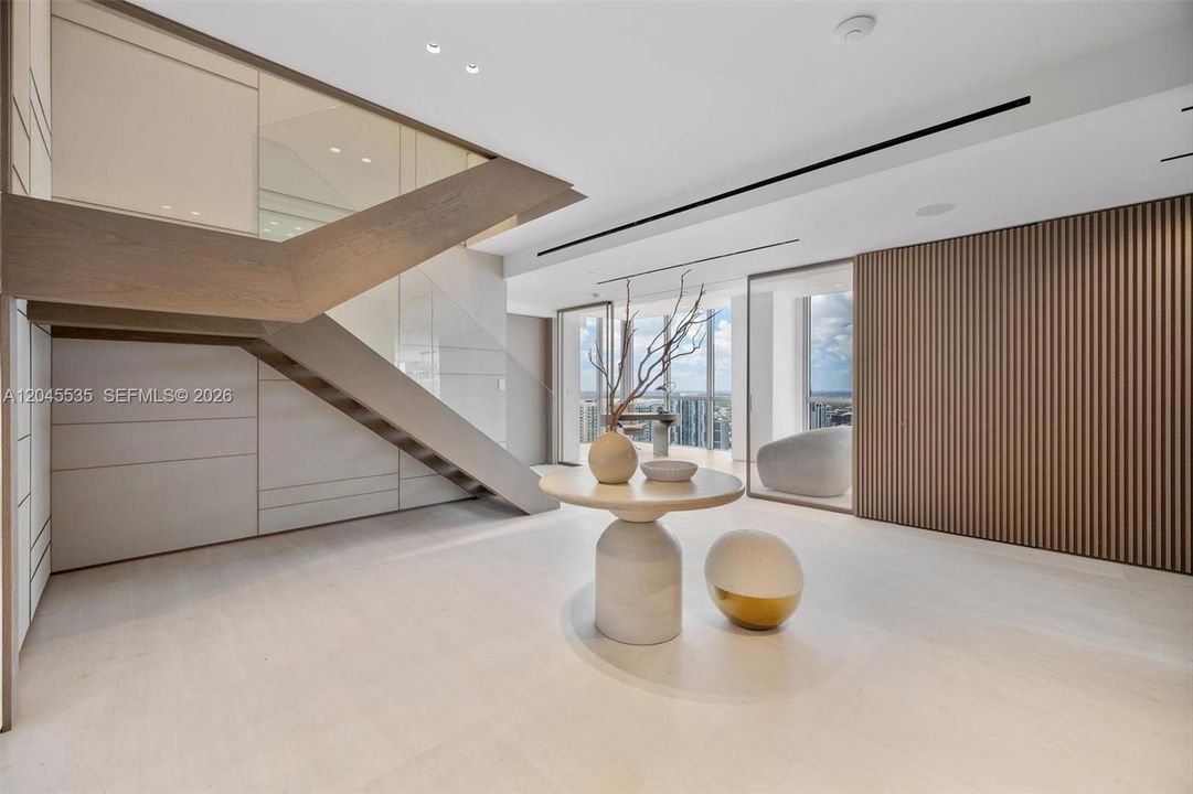 For Sale: $8,995,000 (4 beds, 4 baths, 5451 Square Feet)