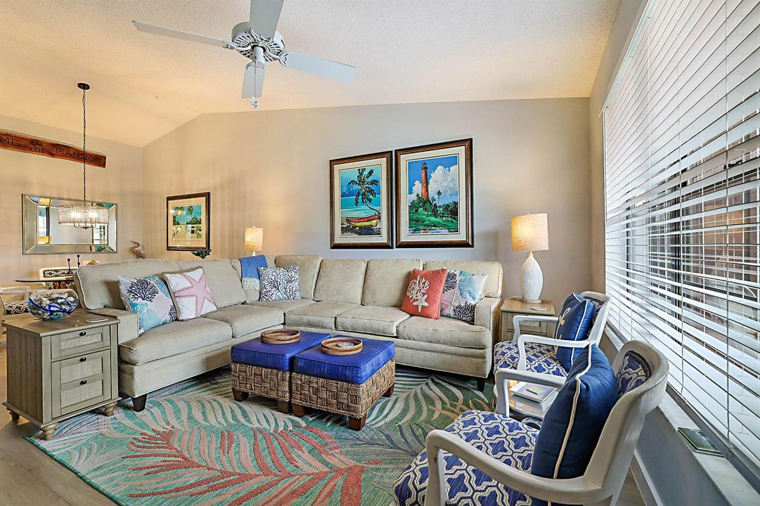 8071 SE Villa Circle-4