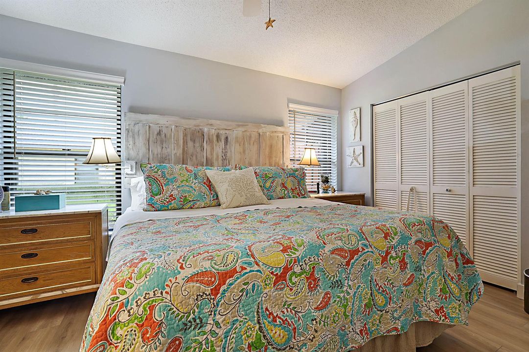 8071 SE Villa Circle-14