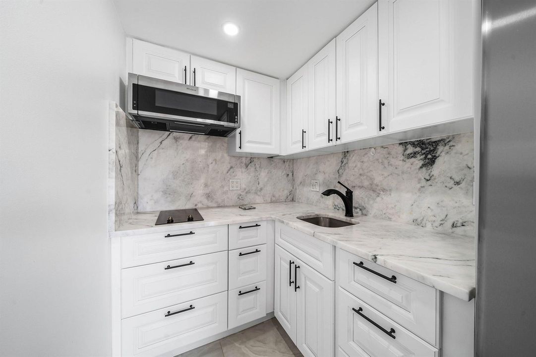 15 south Golfview rd