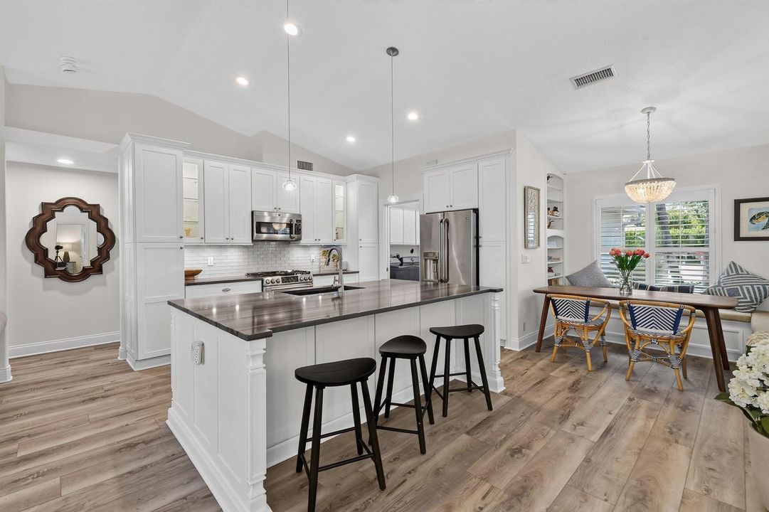 252CoconutPoint(28)