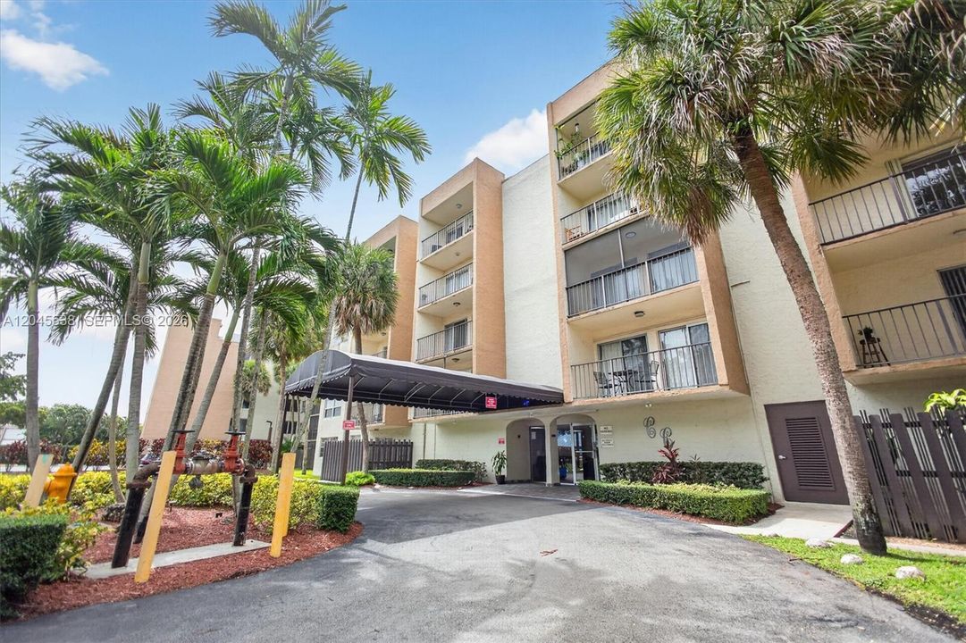 En Venta: $199,900 (1 camas, 1 baños, 812 Pies cuadrados)