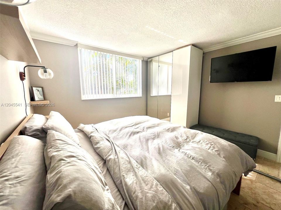En Venta: $499,999 (2 camas, 2 baños, 899 Pies cuadrados)