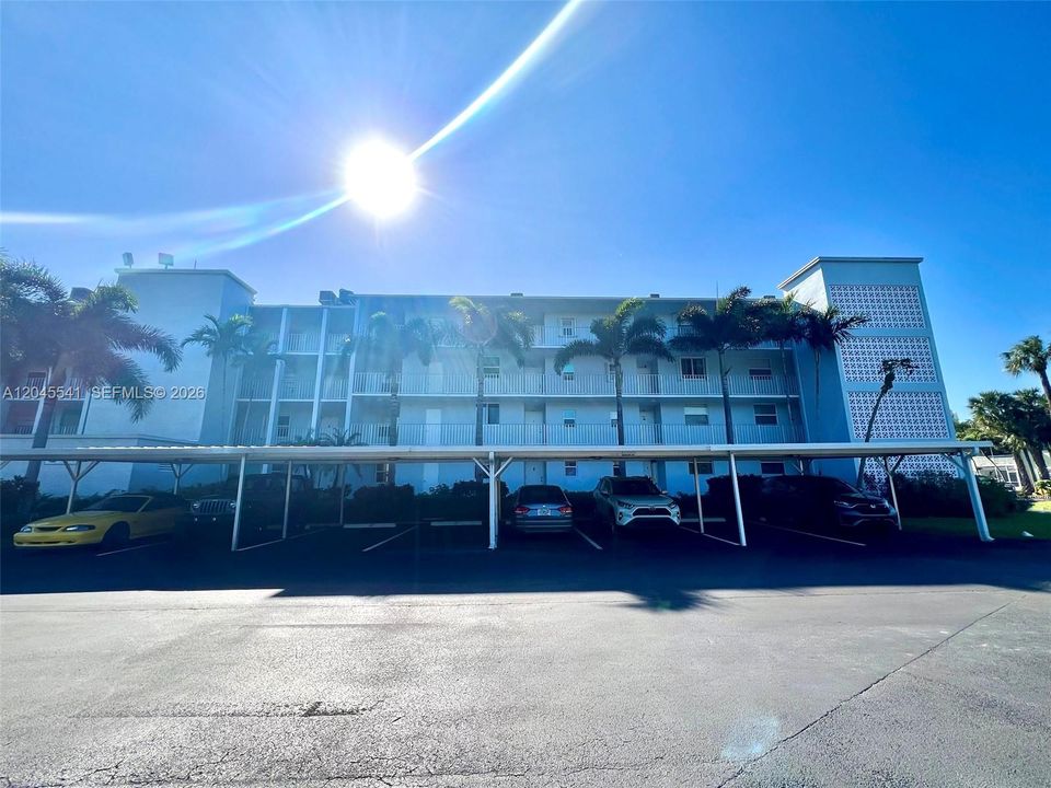 En Venta: $499,999 (2 camas, 2 baños, 899 Pies cuadrados)