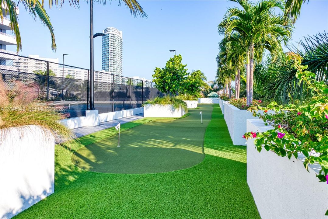 Putting green