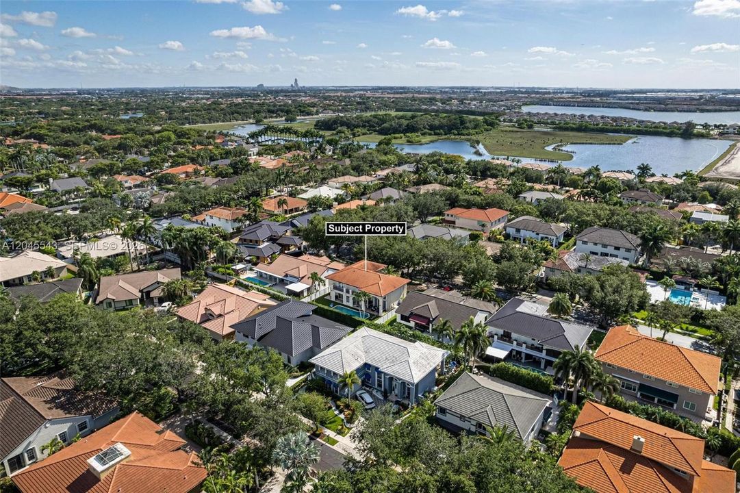В аренду: $7,000 (5 спален, 3 ванн, 3153 Квадратных фут)